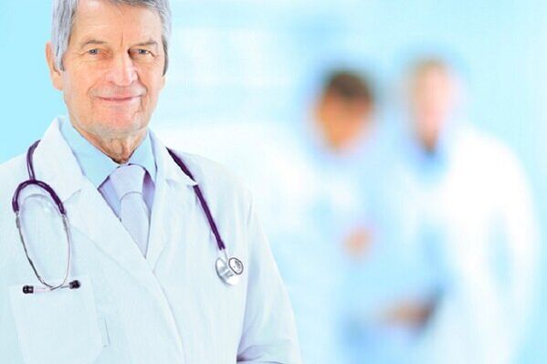 médico que trata la prostatitis aguda
